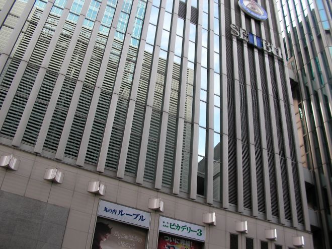 有楽町マリオン新館の外観